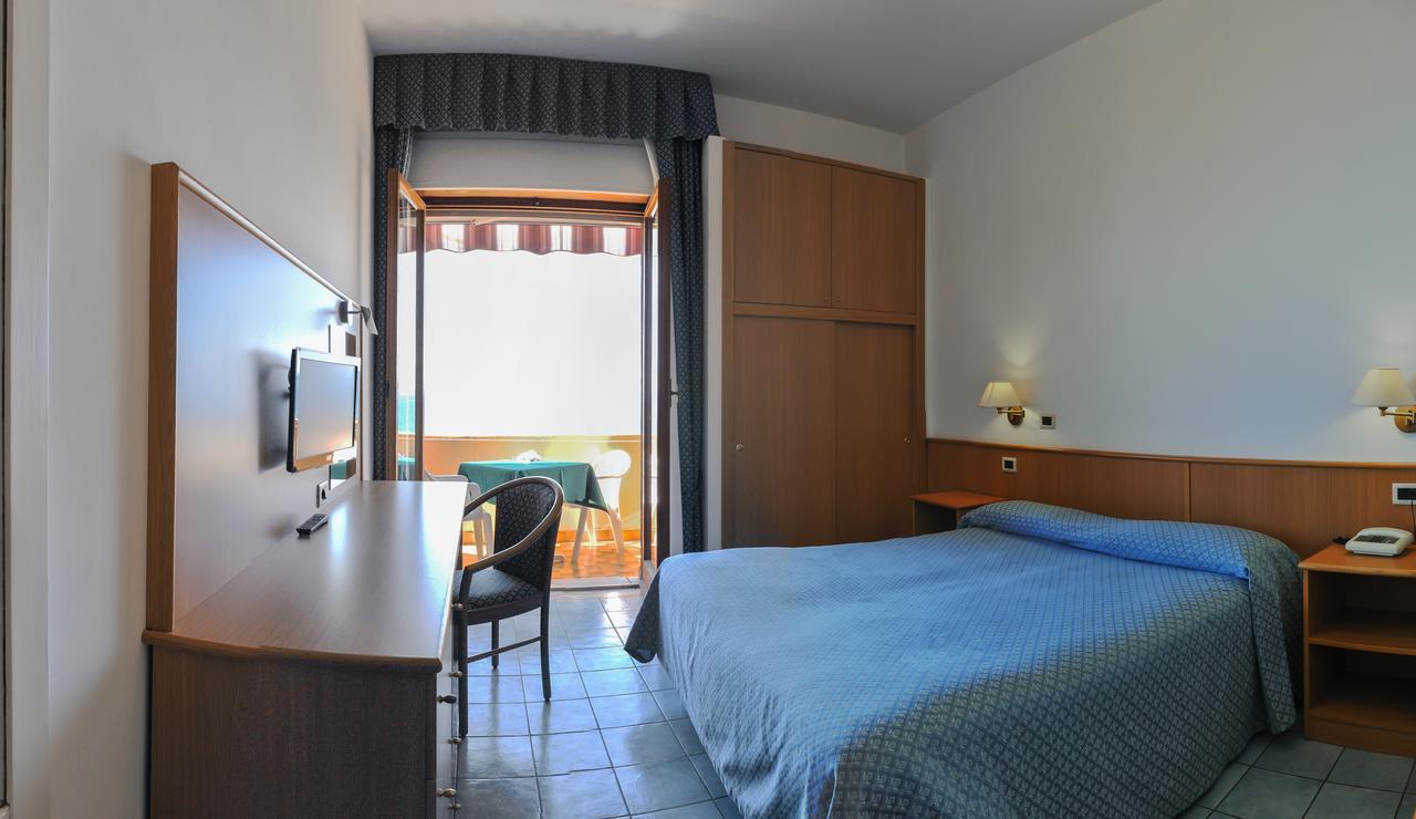 Hotel Riviera Bleu Diamante Extérieur photo