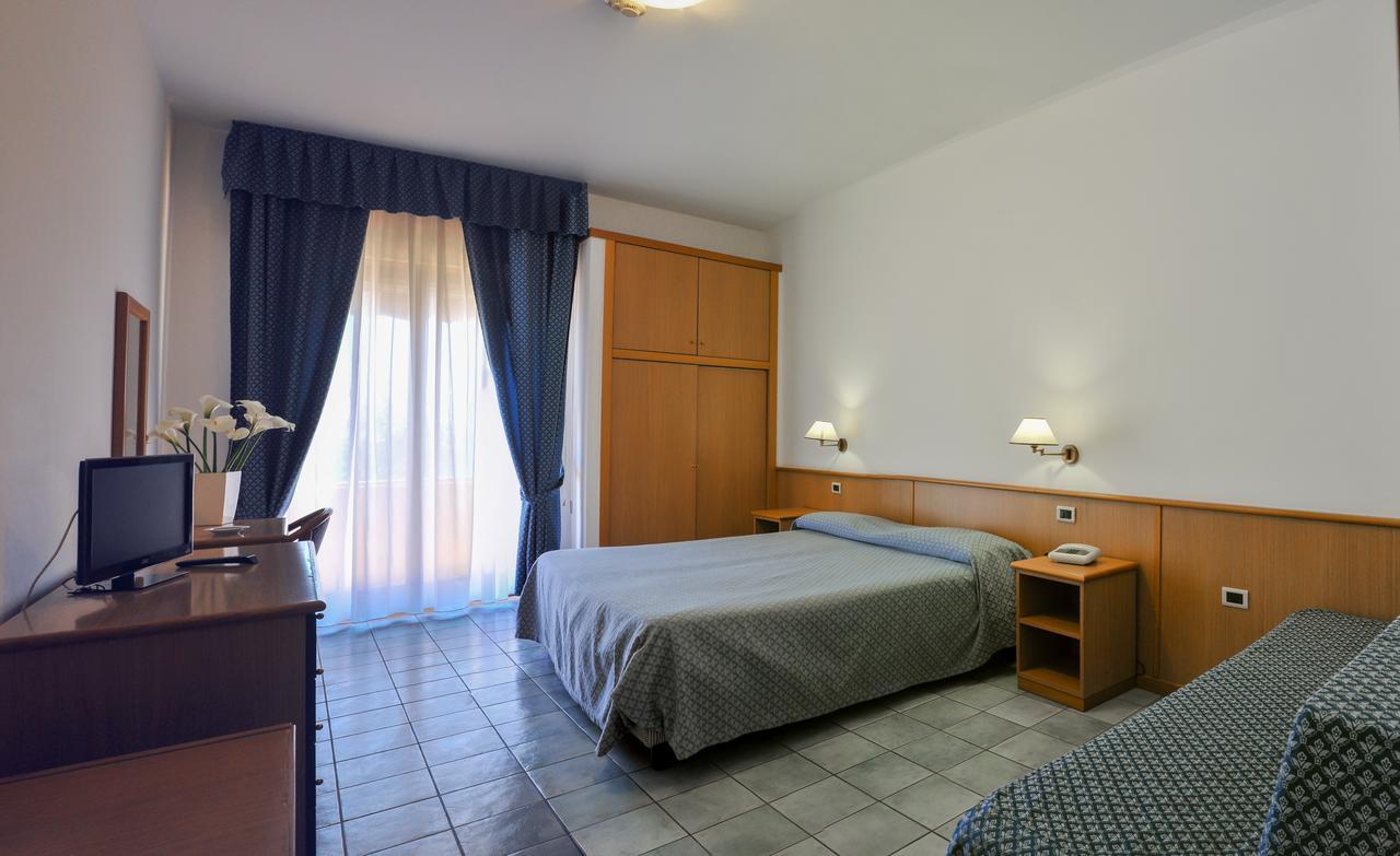 Hotel Riviera Bleu Diamante Extérieur photo